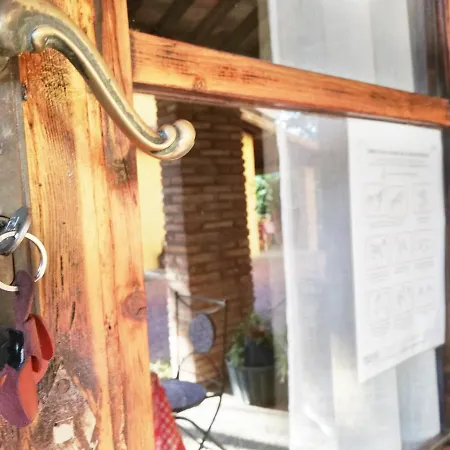 Agriturismo Colle Prana Farm stay *