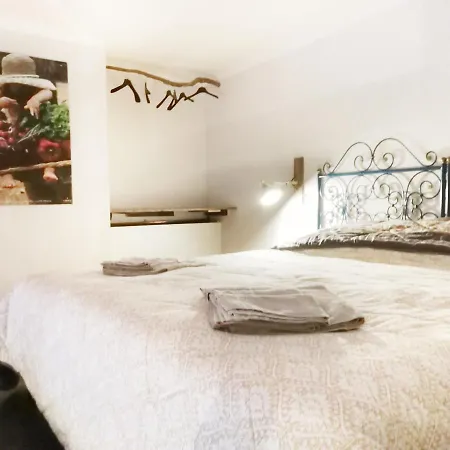 Farm stay Agriturismo Colle Prana Lorenzana
